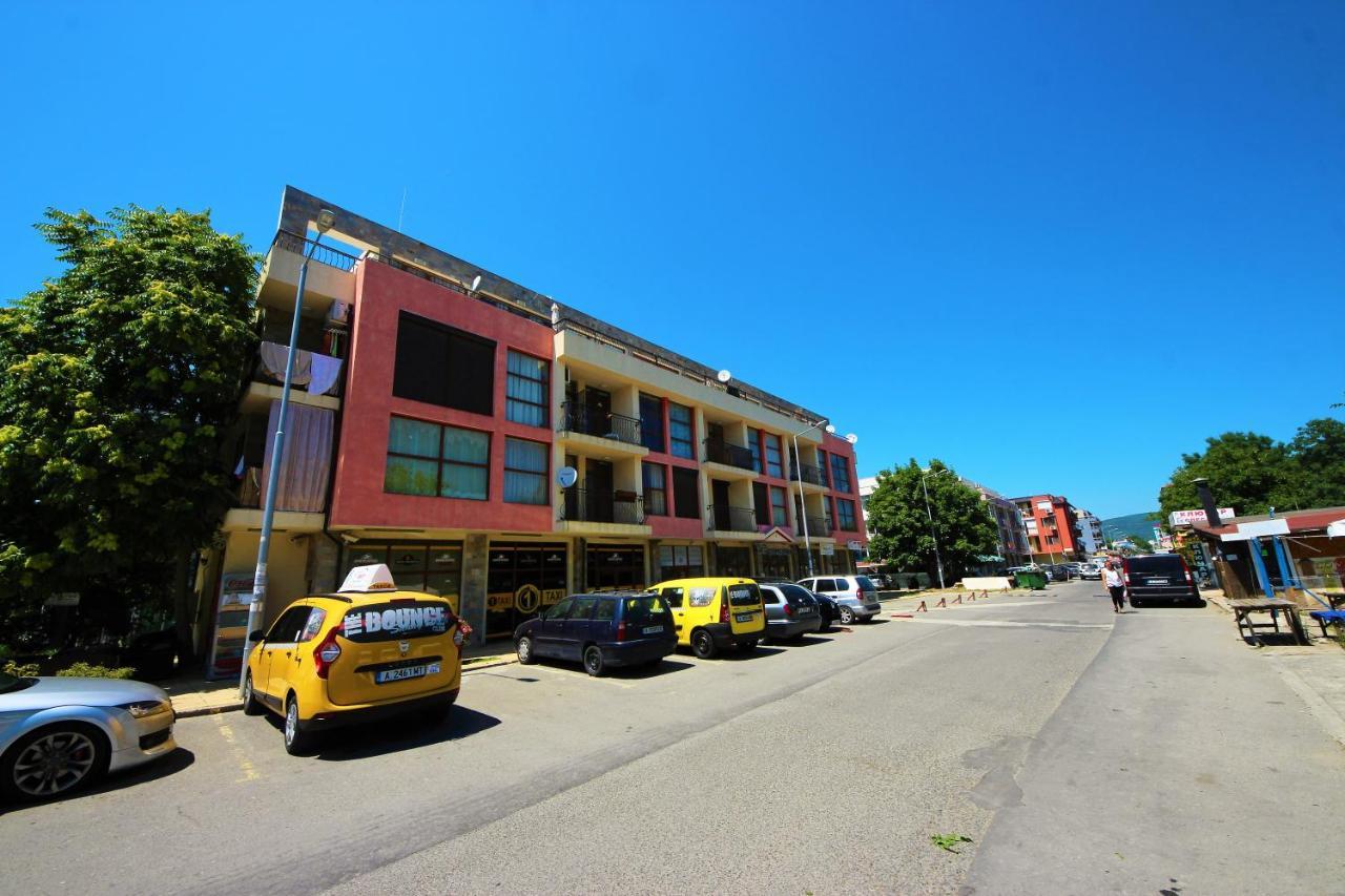 Menada Crystal Park Apartments サニービーチ エクステリア 写真